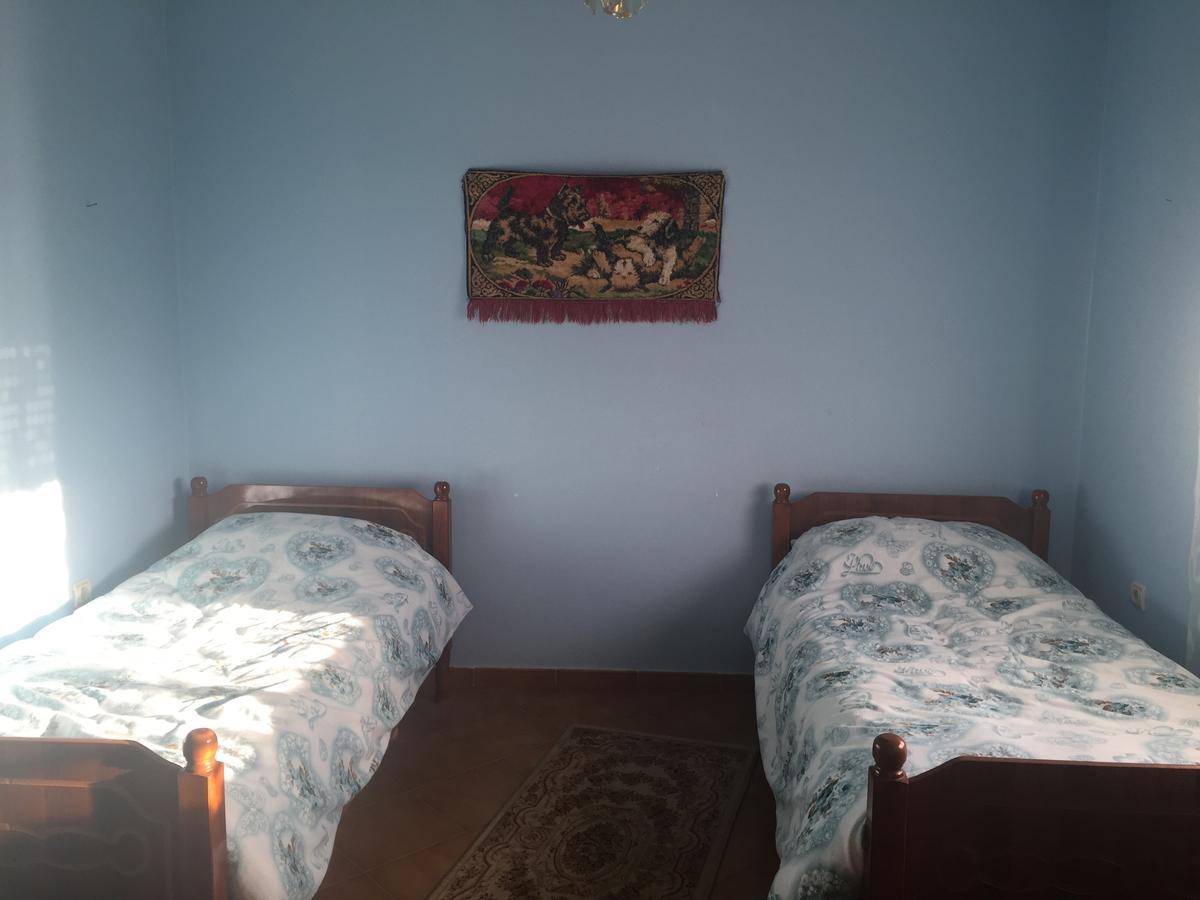 Vila Ridvani Korce Bagian luar foto